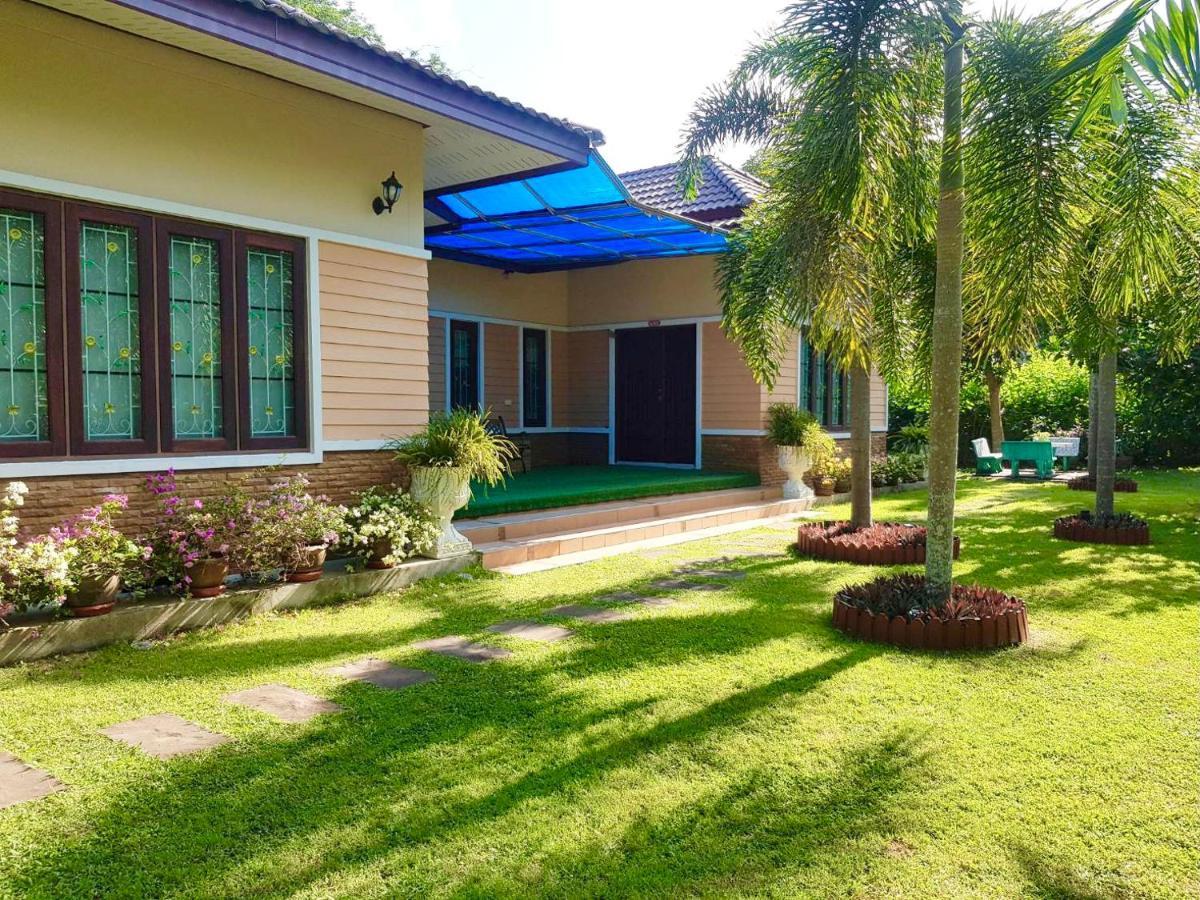 Malinee Villa Phuket Pantai Bang Tao Bagian luar foto