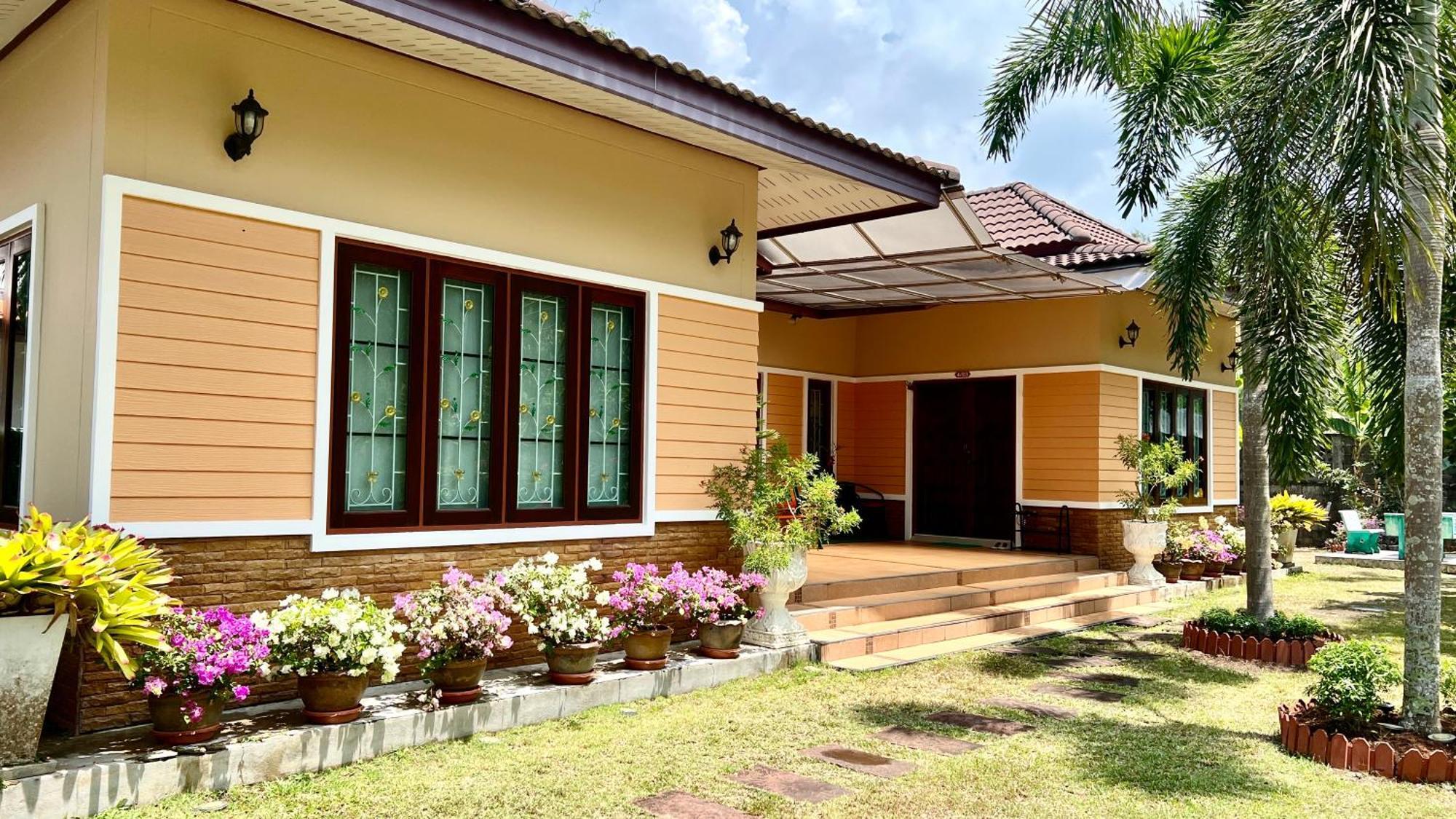 Malinee Villa Phuket Pantai Bang Tao Bagian luar foto