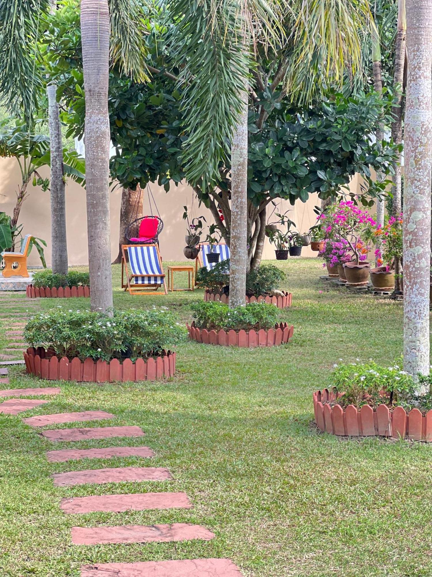 Malinee Villa Phuket Pantai Bang Tao Bagian luar foto